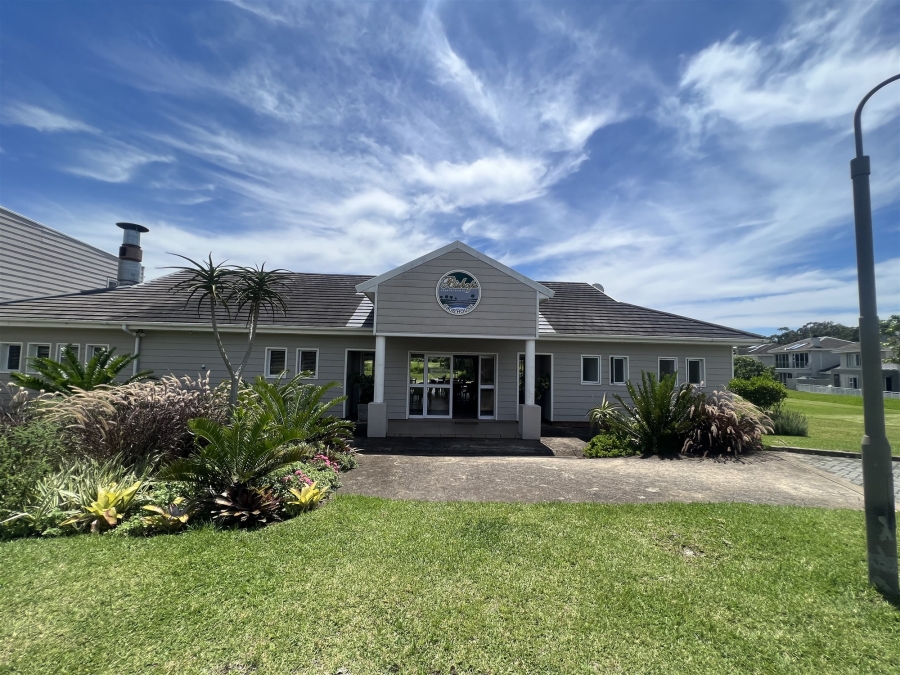 4 Bedroom Property for Sale in Beacon Bay Eastern Cape